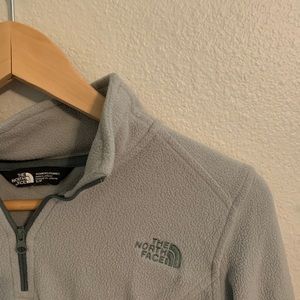 basically brand new north face fleece